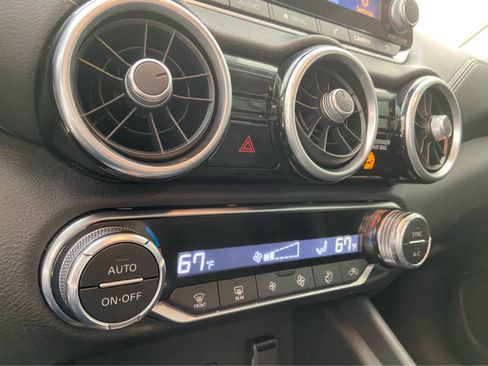 Used 2021 Nissan Sentra SV image 26