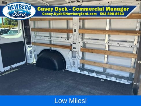 Used 2025 RAM ProMaster 2500 w/ U-Haul Equipment Group FWD image 9