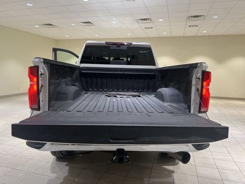 Used 2024 Chevrolet Silverado 2500 LTZ w/ LTZ Premium Package AWD/4WD image 23