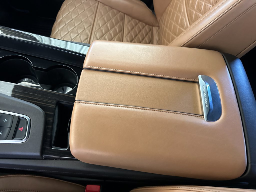Used 2021 Cadillac Escalade Sport w/ Driver Assist Tech Package AWD/4WD image 25