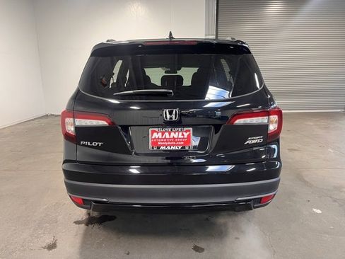 Used 2022 Honda Pilot Sport image 4