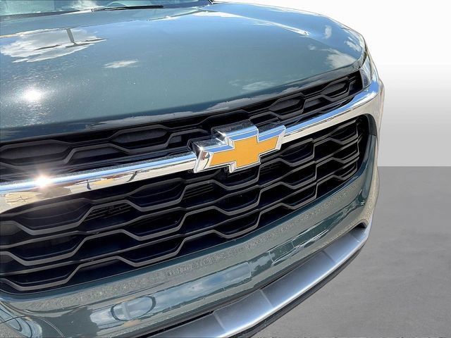 Used 2025 Chevrolet Trax LT w/ LT Convenience Package FWD image 33