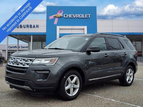 Used 2019 Ford Explorer XLT image 1