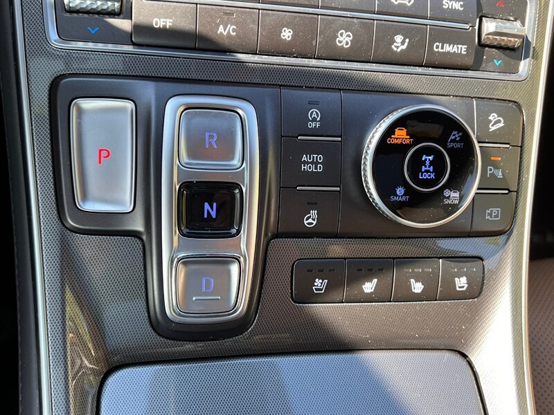 Used 2023 Hyundai Santa Fe Calligraphy AWD/4WD image 37