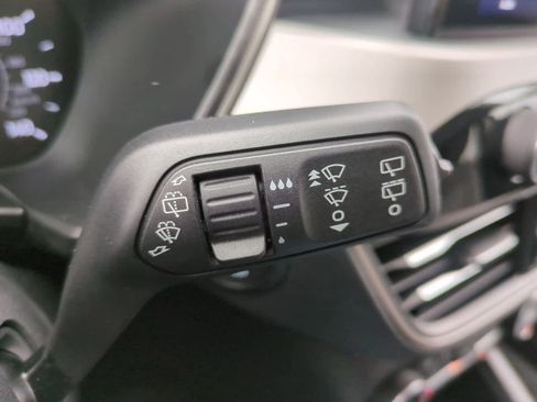 Used 2021 Ford Escape SE w/ Convenience Package image 25