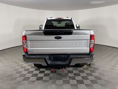 Used 2022 Ford F350 XL w/ Power Equipment Group image 4
