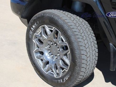 Used 2024 GMC Hummer EV 3X AWD/4WD image 9