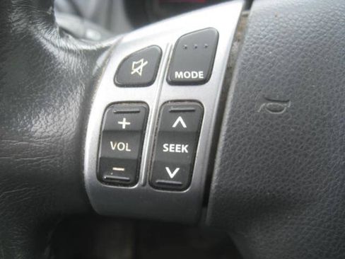 Used 2012 Suzuki SX4 Premium AWD/4WD image 28