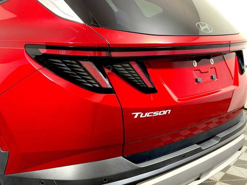 Used 2025 Hyundai Tucson Limited image 27