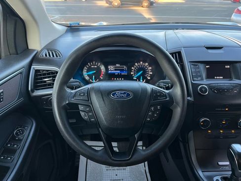 Used 2017 Ford Edge SE FWD image 32