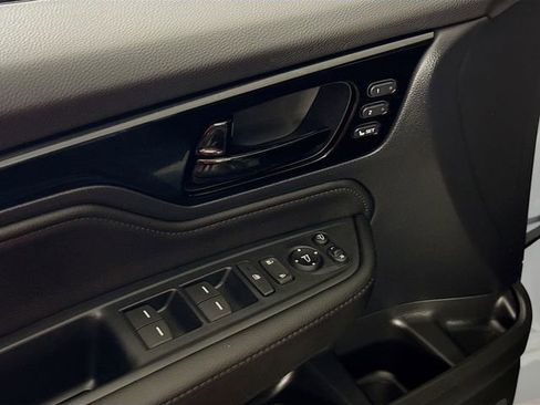 Certified 2025 Honda Odyssey Elite image 23