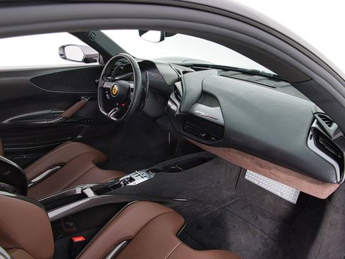 Certified 2021 Ferrari SF90 Stradale AWD/4WD image 17