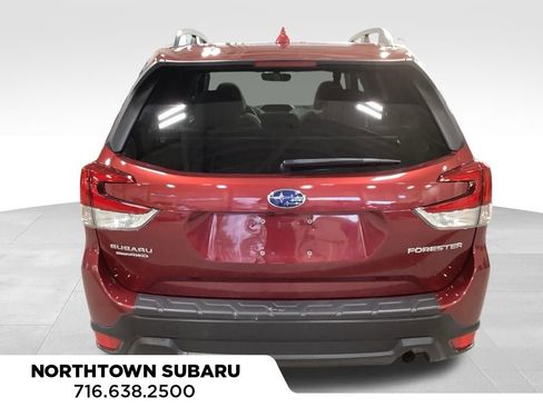 Used 2019 Subaru Forester Premium image 10