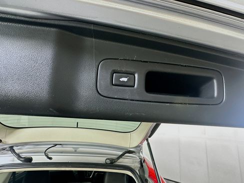 Used 2016 Honda CR-V Touring image 30