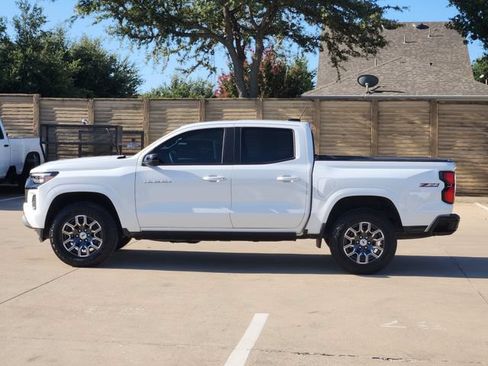 Used 2024 Chevrolet Colorado Z71 w/ Z71 Convenience Package 2 AWD/4WD image 13