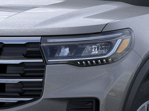 New 2026 Ford Explorer Active AWD/4WD image 18