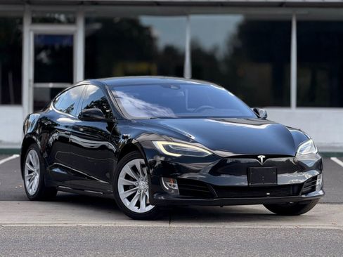 Used 2016 Tesla Model S 75 image 2