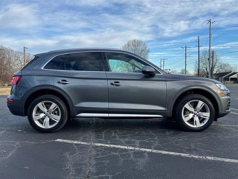 Used 2018 Audi Q5 2.0T Premium Plus w/ Premium Plus Package AWD/4WD image 8
