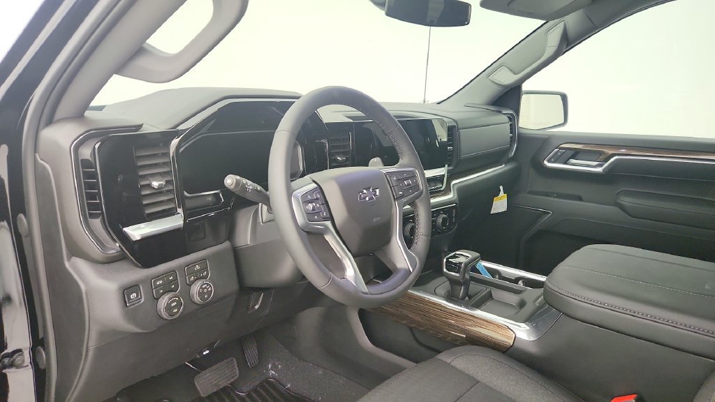 New 2026 Chevrolet Silverado 1500 RST AWD/4WD image 13