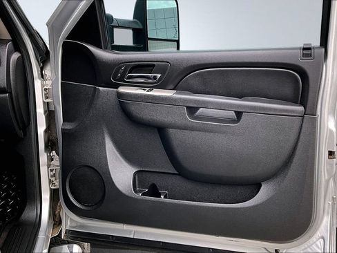 Used 2013 Chevrolet Silverado 2500 LTZ w/ LTZ Plus Package AWD/4WD image 15