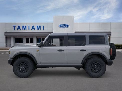 New 2026 Ford Bronco Badlands AWD/4WD image 3