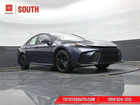 New 2026 Toyota Camry SE FWD image 39