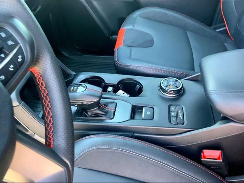 Certified 2025 Ford Ranger Raptor AWD/4WD image 17