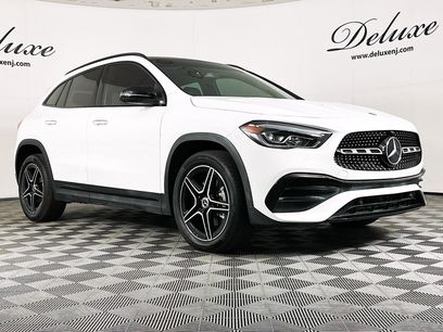 Used 2021 Mercedes-Benz GLA 250 4MATIC w/ Premium Package