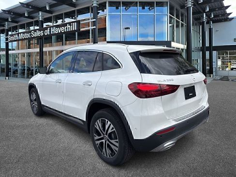 Certified 2026 Mercedes-Benz GLA 250 4MATIC image 5
