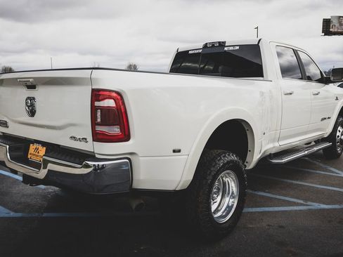 Used 2022 RAM 3500 Limited image 40