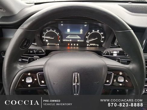 Used 2022 Lincoln Corsair AWD w/ Premium Package image 20