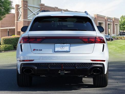 Used 2025 Audi RS Q8 performance image 5