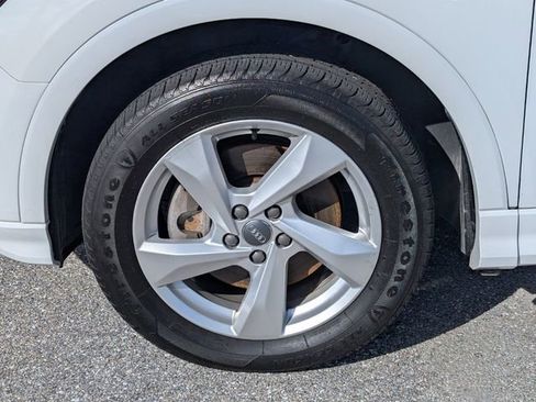 Used 2020 Audi Q3 2.0T Premium image 4