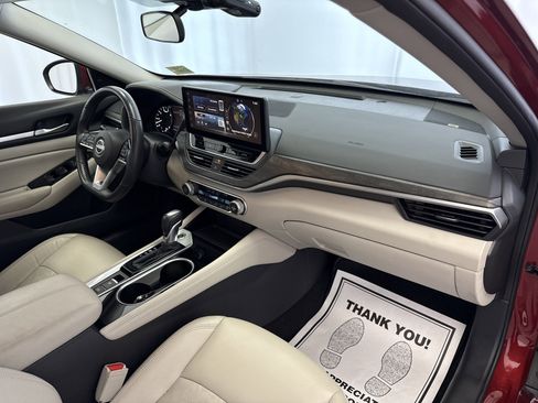 Used 2024 Nissan Altima 2.5 SL image 15