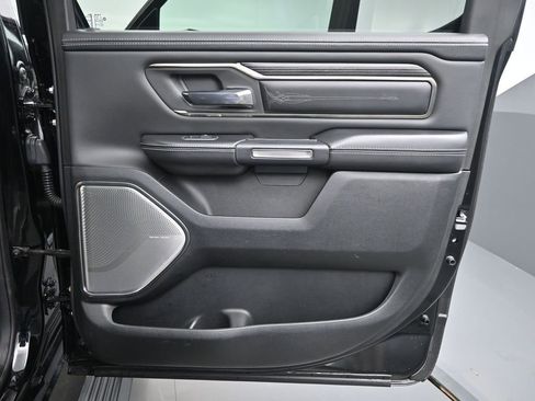 Used 2020 RAM 1500 Limited image 16