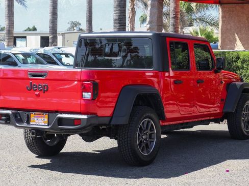 Used 2022 Jeep Gladiator Sport image 10