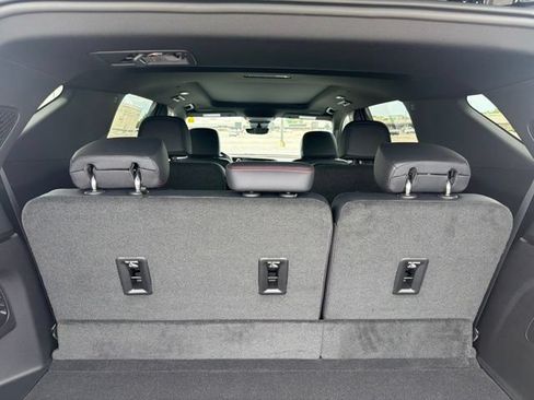 New 2026 Chevrolet Traverse RS AWD/4WD image 25