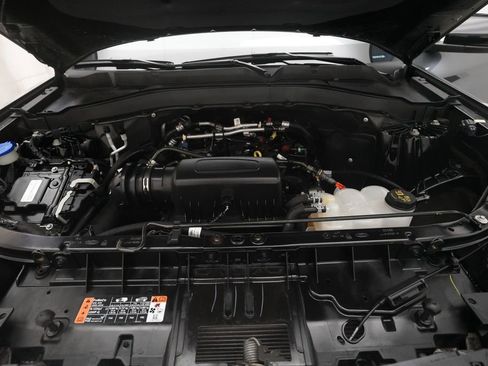 Used 2024 Ford Explorer XLT w/ Equipment Group 202A AWD/4WD image 3