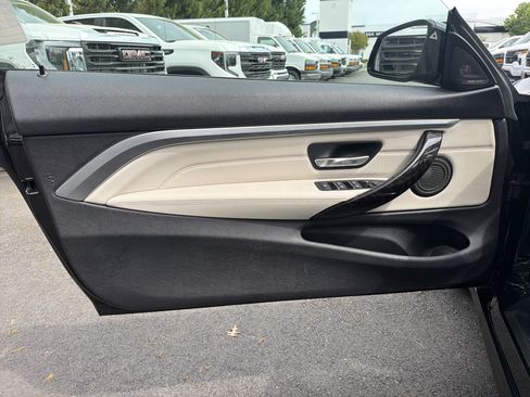 Used 2020 BMW 440i xDrive Convertible w/ M Sport Package image 14