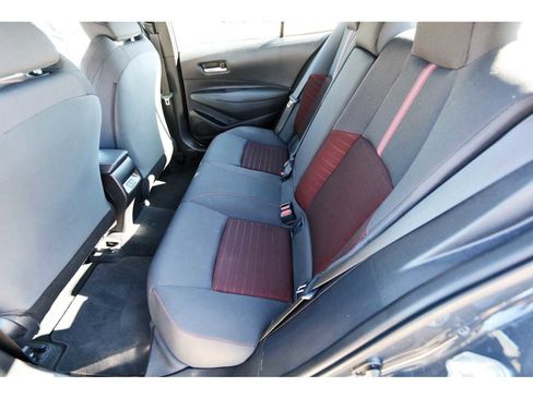 Used 2025 Toyota Corolla SE image 12