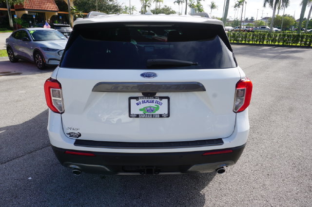 Used 2023 Ford Explorer XLT w/ Equipment Group 202A RWD image 39