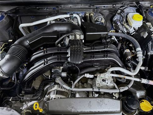 Used 2024 Subaru Outback Premium image 32