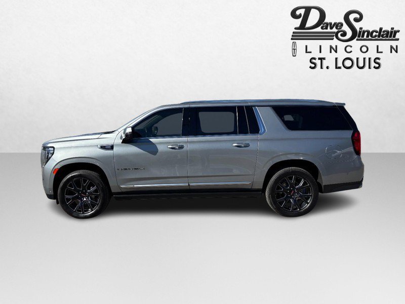 Used 2024 GMC Yukon XL Denali w/ Advanced Technology Package AWD/4WD image 6