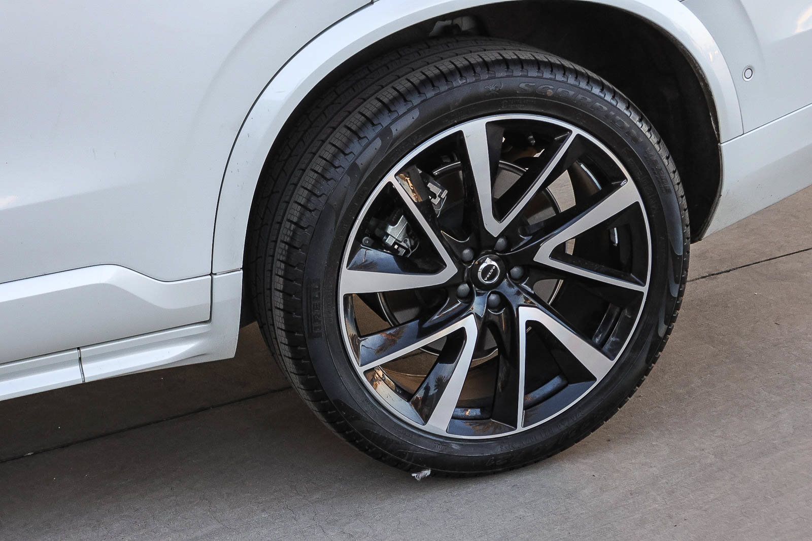 Used 2023 Volvo XC90 T8 Ultimate w/ Protection Package Premier AWD/4WD image 10