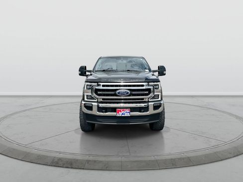 Used 2020 Ford F250 Lariat w/ Lariat Ultimate Package AWD/4WD image 3