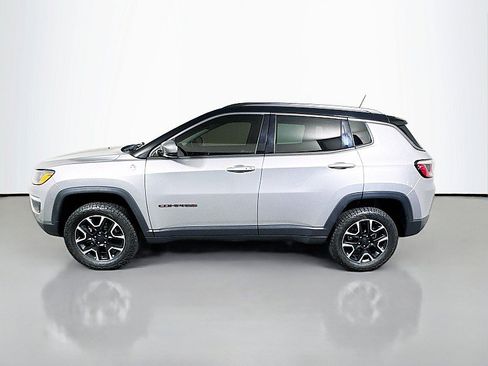 Used 2019 Jeep Compass Trailhawk AWD/4WD image 4