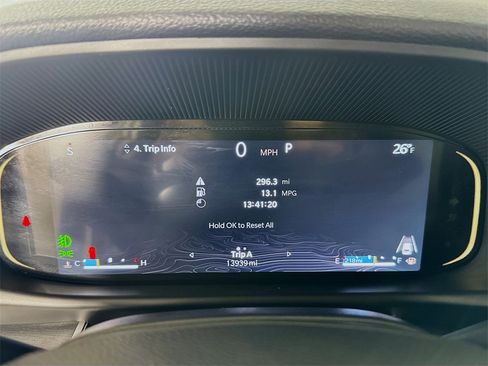 Used 2025 Jeep Wagoneer 4WD w/ Premium Group I image 33