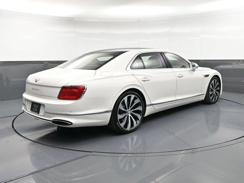 New 2026 Bentley Flying Spur Plug-In Hybrid AWD/4WD image 8