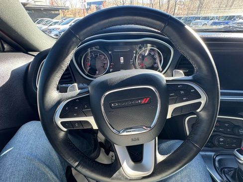 Used 2018 Dodge Challenger GT w/ Driver Convenience Group image 17