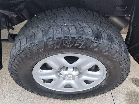 Used 2023 Toyota Tundra SR image 22